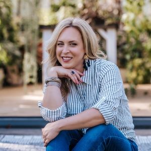 Meet your Posher, Julie